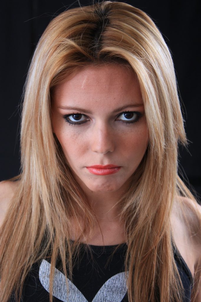 Keserű harag 3 girl, woman, emotion