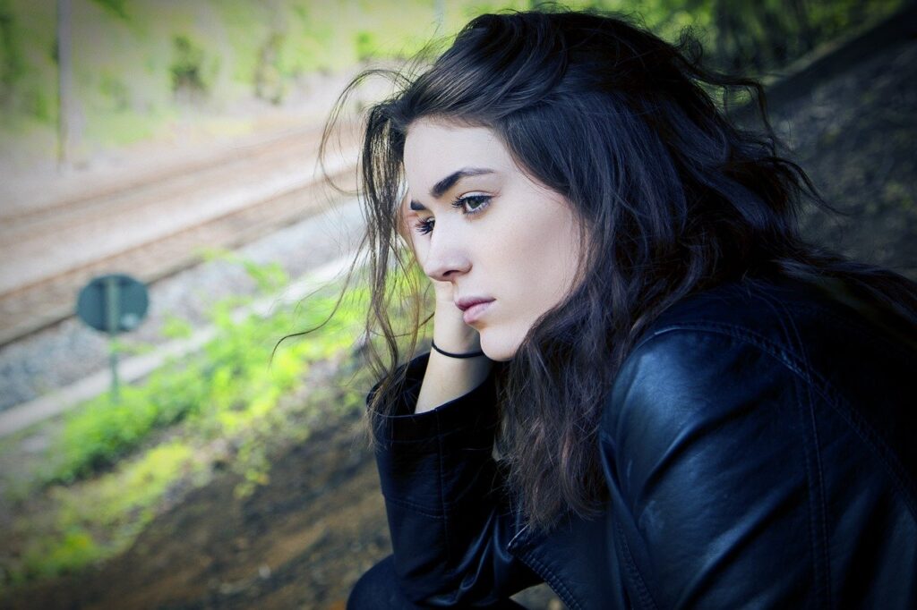 Milyen az ember? 1 woman, portrait, girl